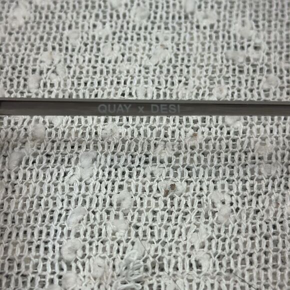 QUAY X Desi High Key Silver and Blue Mirrored Rimless Aviator Sunglasses - Picture 10 of 12